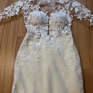 Elegant White Lace Illusion Sleeve Wedding Dress